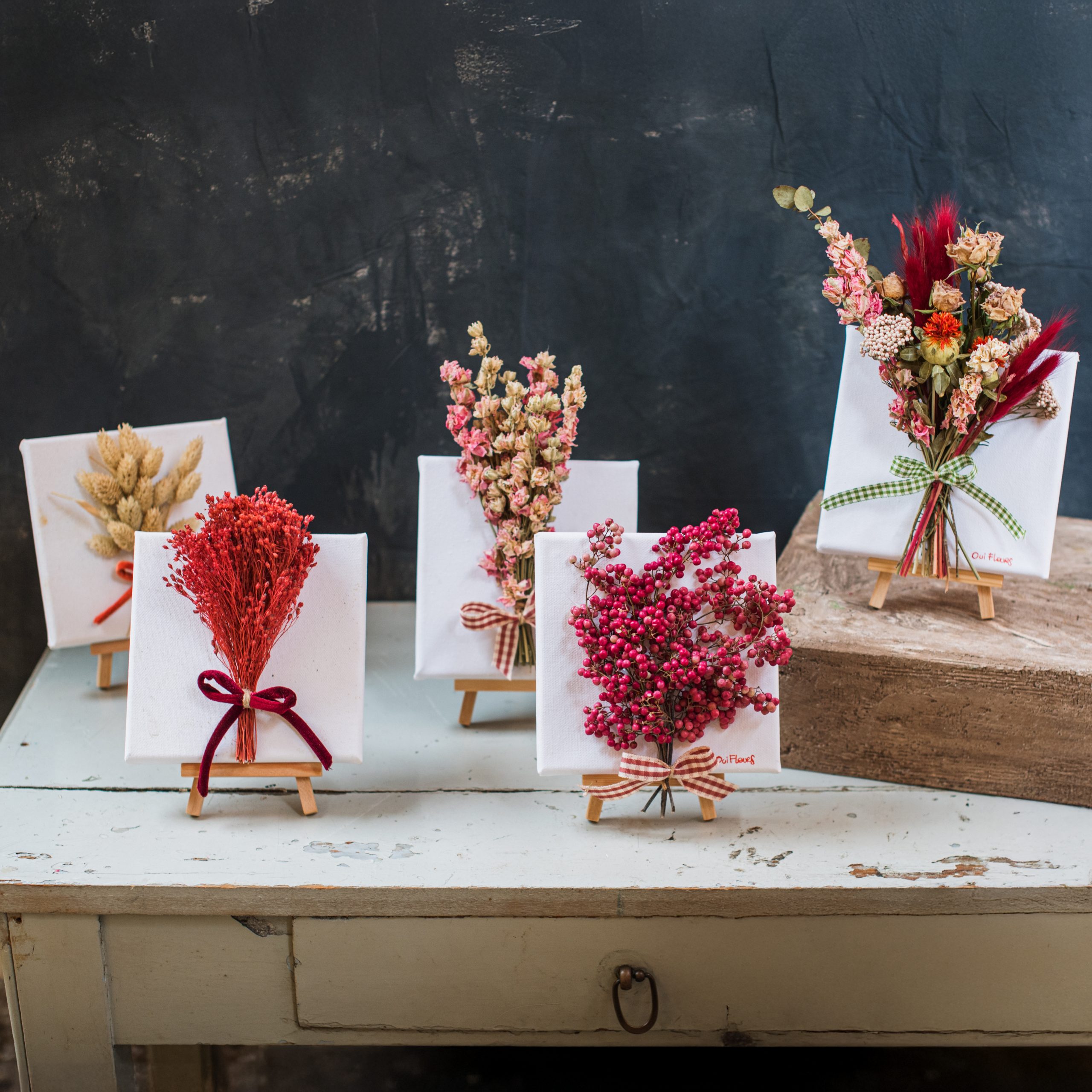 Fiori in Cornice