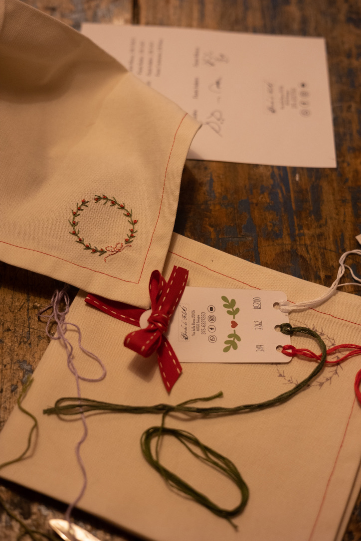 workshop ricamo natalizio e porta tovagliolo